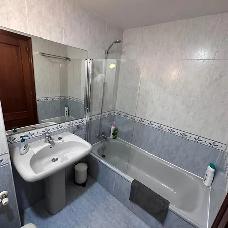 Centro Y Playa De خيخون