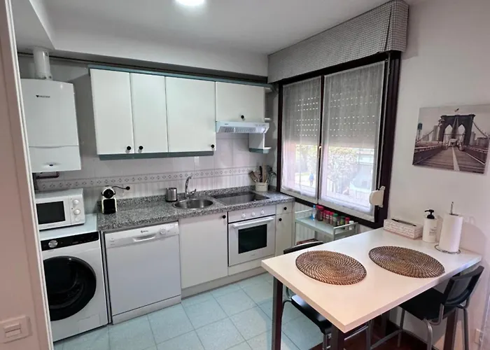 Centro Y Playa De Apartamento Gijón